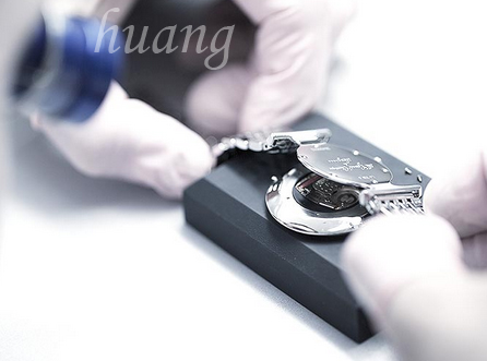 浪琴心月石英机芯怎么换电池,浪琴手表l47094电池价格