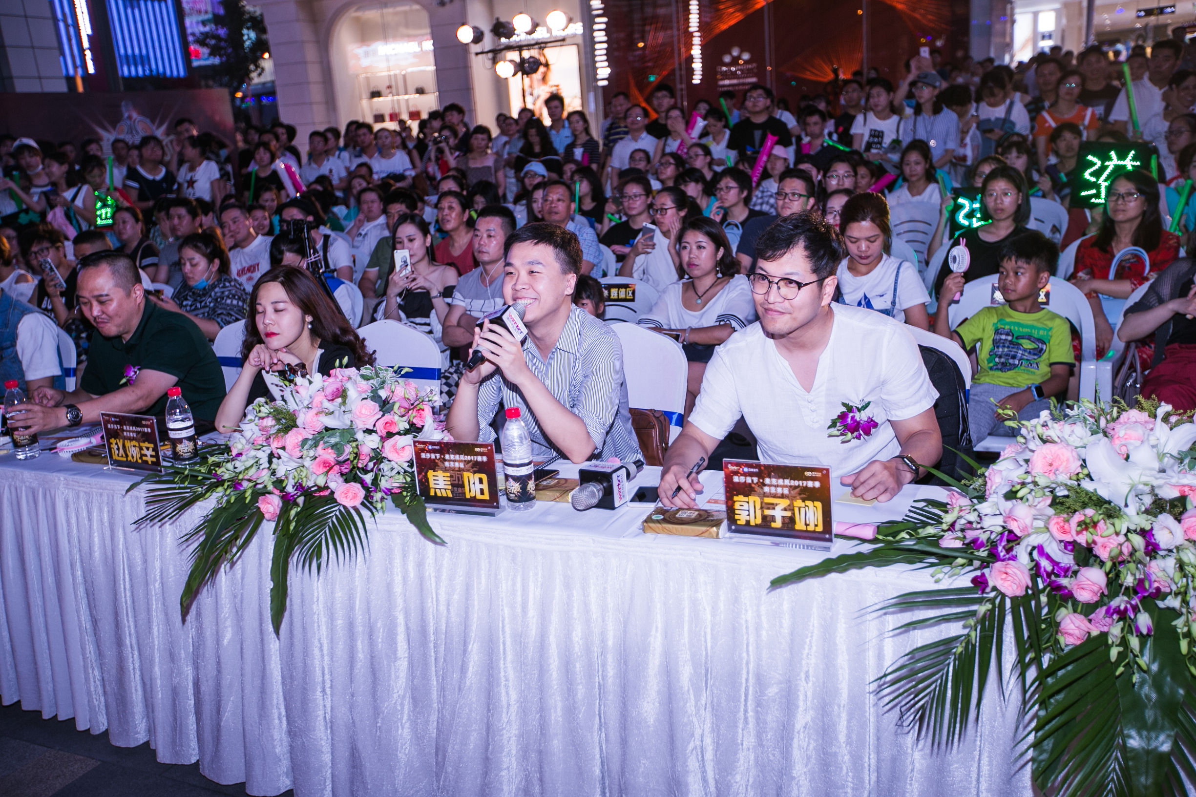 左溢王力宏,左溢演唱