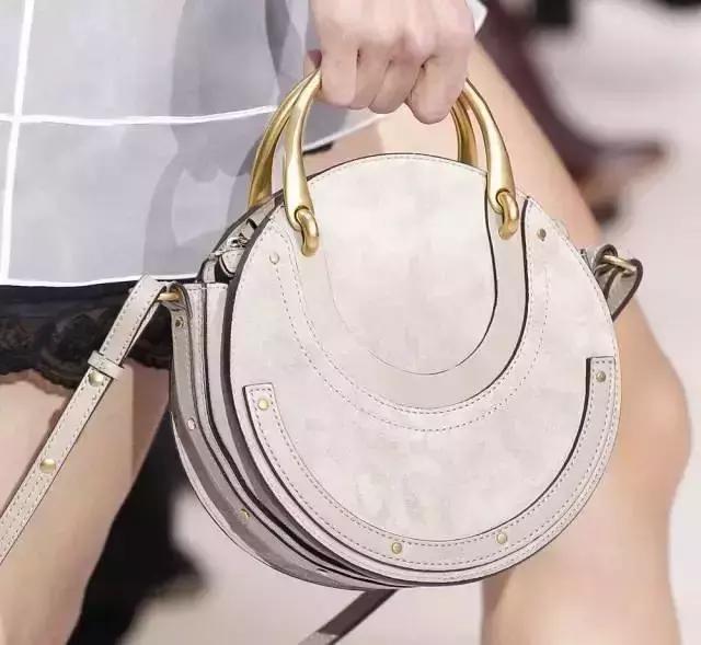 猎新日更｜FENDI、Chloe、Chanel早秋最新包！“包”治百病！