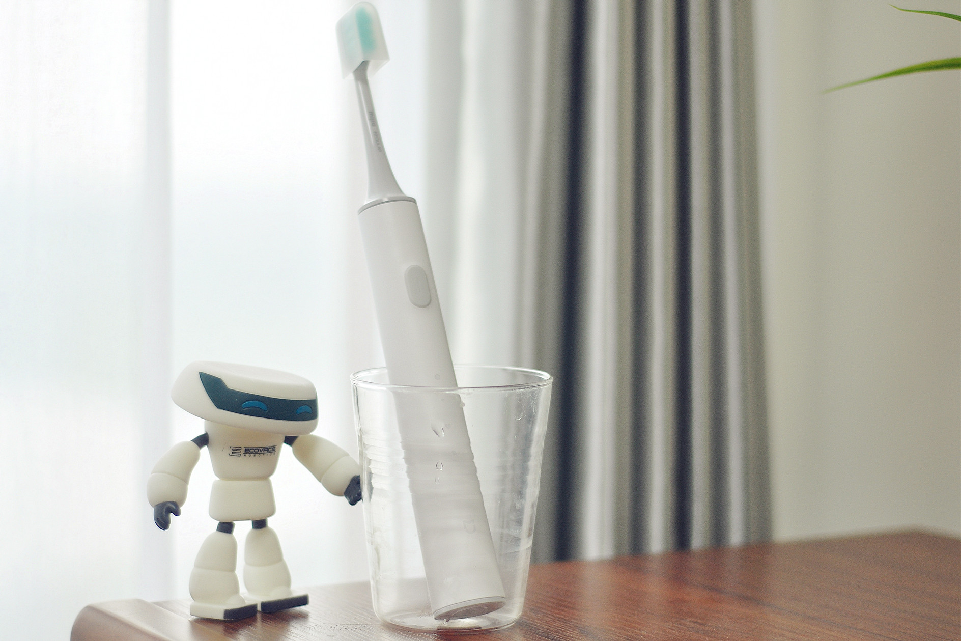 智能声波电动牙刷多少钱,一千多的电动牙刷优势在哪里