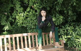 为什么有些女生夏天一直穿长裤,为什么女生一年四季都穿长裤