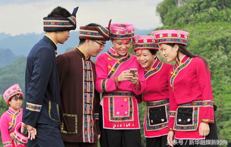 56涓皯鏃忓ぇ瑙傚洯浠嬬粛,涓浗浜斿崄鍏釜姘戞棌鍝堣惃鍏嬫棌