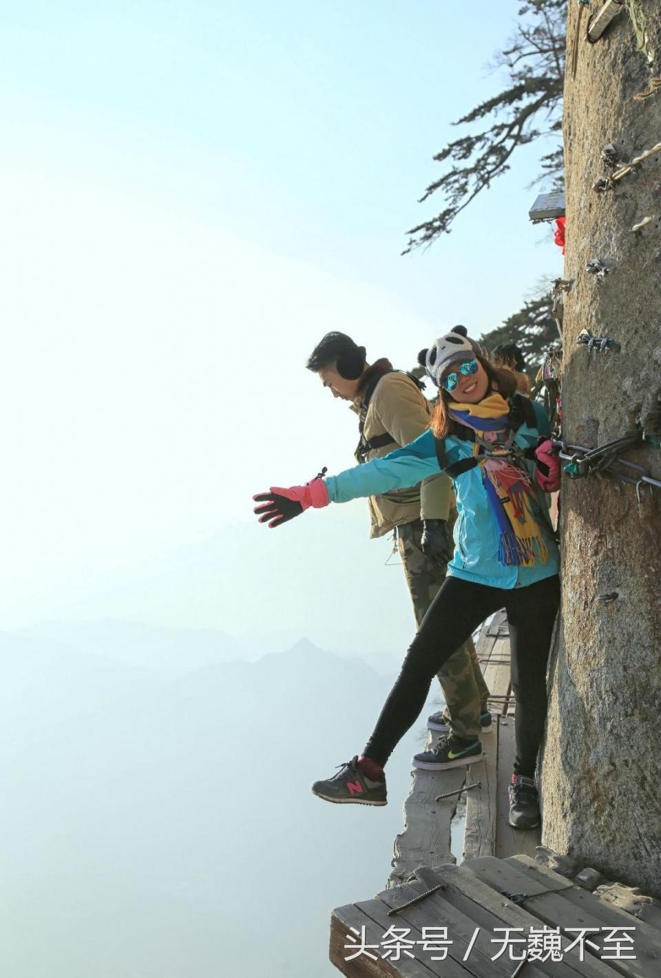 长空栈道走华山,一个人爬华山怎样玩长空栈道