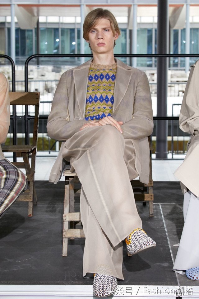 法国奢侈品牌时装秀场2021,acnestudios中文名字