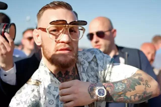 擂台上的神，生活中的潮人，这样的拳王有点酷！