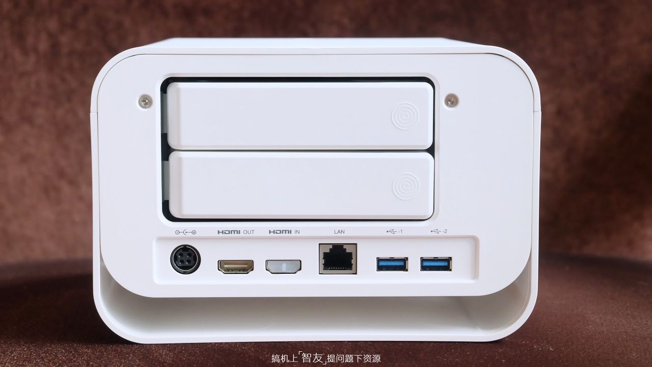 下片、存片、播片！这个NAS设备一机顶三用