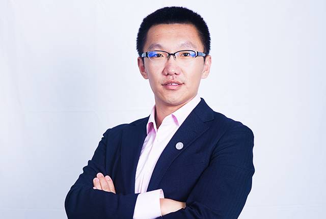 北大毕业，码头工作，学亚马逊，仓库创业三年，死磕机器人，今获菜鸟近2亿投资，和京东阿里做生意