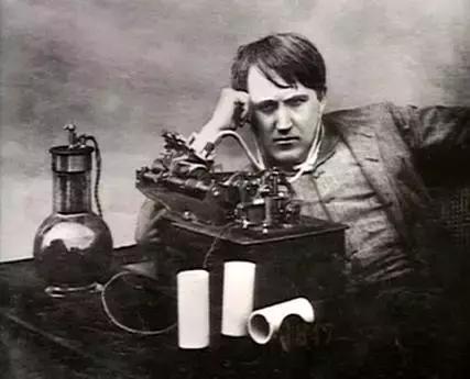 爱迪生是个伟大的科学家英语,爱迪生是个聋子吗