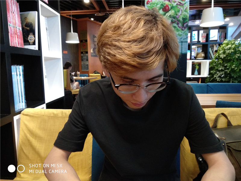 剑指线下新零售小米5x详细评测,小米5x在哪里买比较好