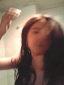 恋爱的时候女人总是口是心非,女人明明心里很在乎却口是心非