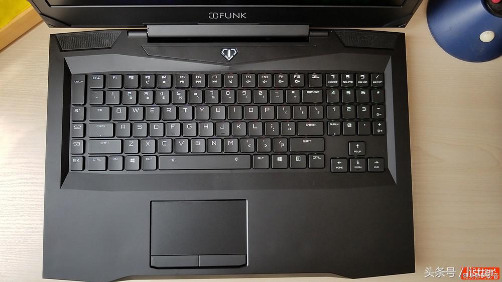 标配机械键盘的游戏本,自带机械键盘游戏本推荐