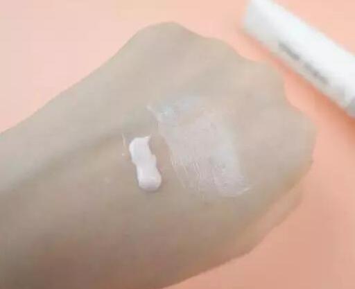 隔离和妆前乳对比,隔离和妆前乳科普