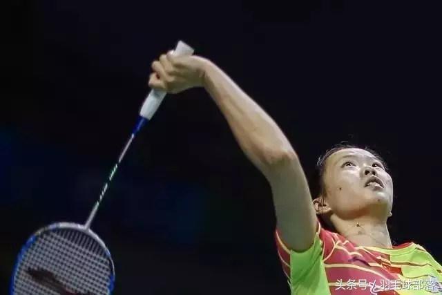 羽毛球发力不对手臂疼怎么恢复,羽毛球发力没劲怎么练