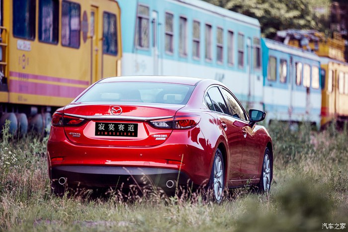 阿特兹油表指针不动,马自达阿特兹油表亮黄灯