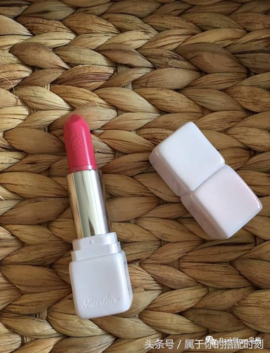 买唇膏保湿滋润补水,买唇膏不油正品