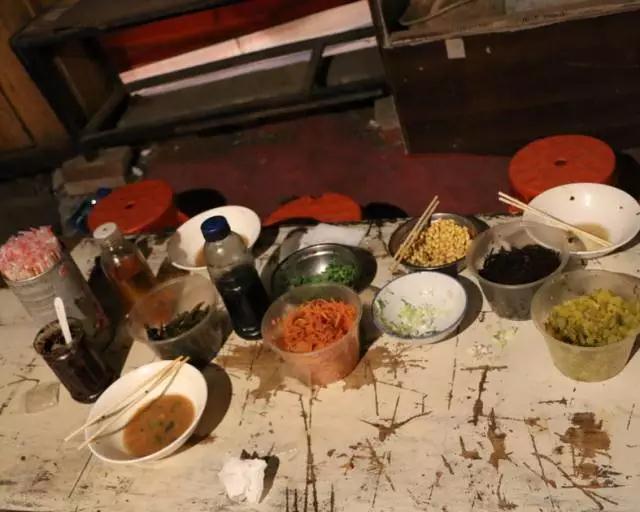 你们只道我做方便面走红,却不知我百万资产后的心酸