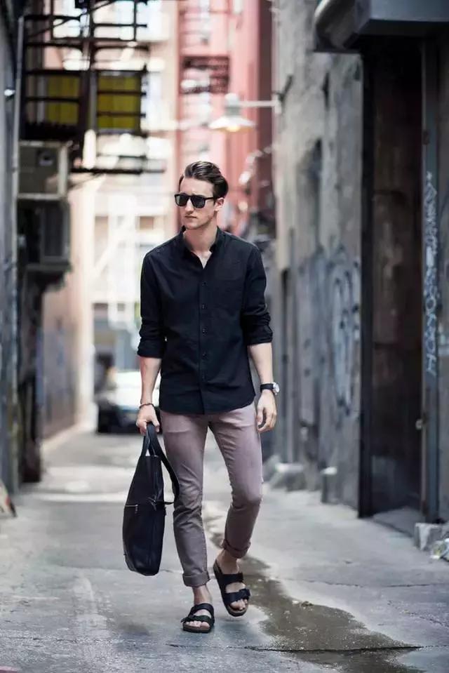 夏天最适合穿的拖鞋男,直男青年鞋子穿搭