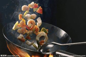 赵薇黄晓明还是在一起了,还开了一家骨骼清奇的中餐厅!