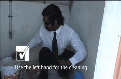 看了下手边的厕纸，我流下了感激的泪水