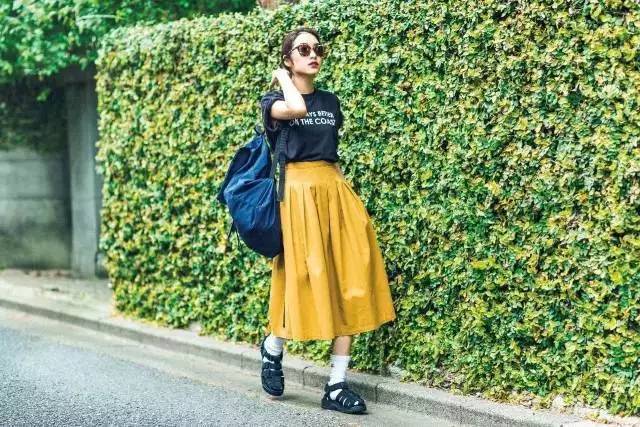 当你看到正品之后再看高仿,看见别人买正品就到处找淘宝同款