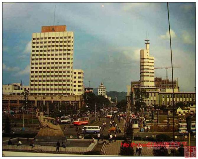 鞍山四十年前后变化,80年代90年代的鞍山市