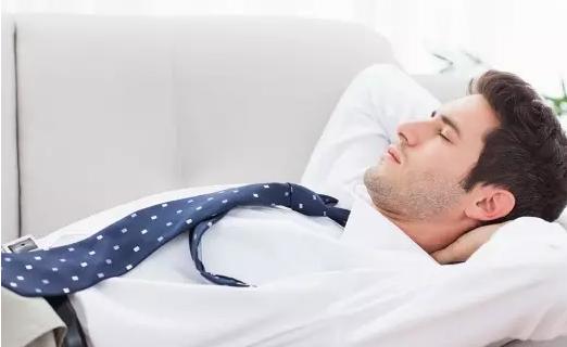 哺乳期平躺腰疼最快缓解方法,晚上睡觉腰疼平躺最明显侧身缓解