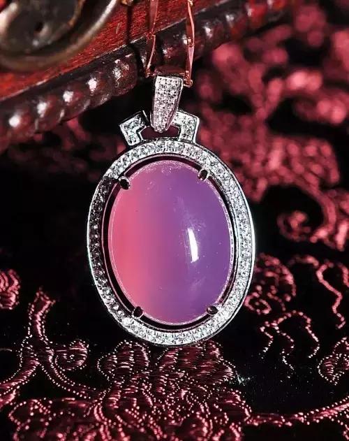 各种宝石象征的寓意及其作用大全,世界最全宝石功效及寓意