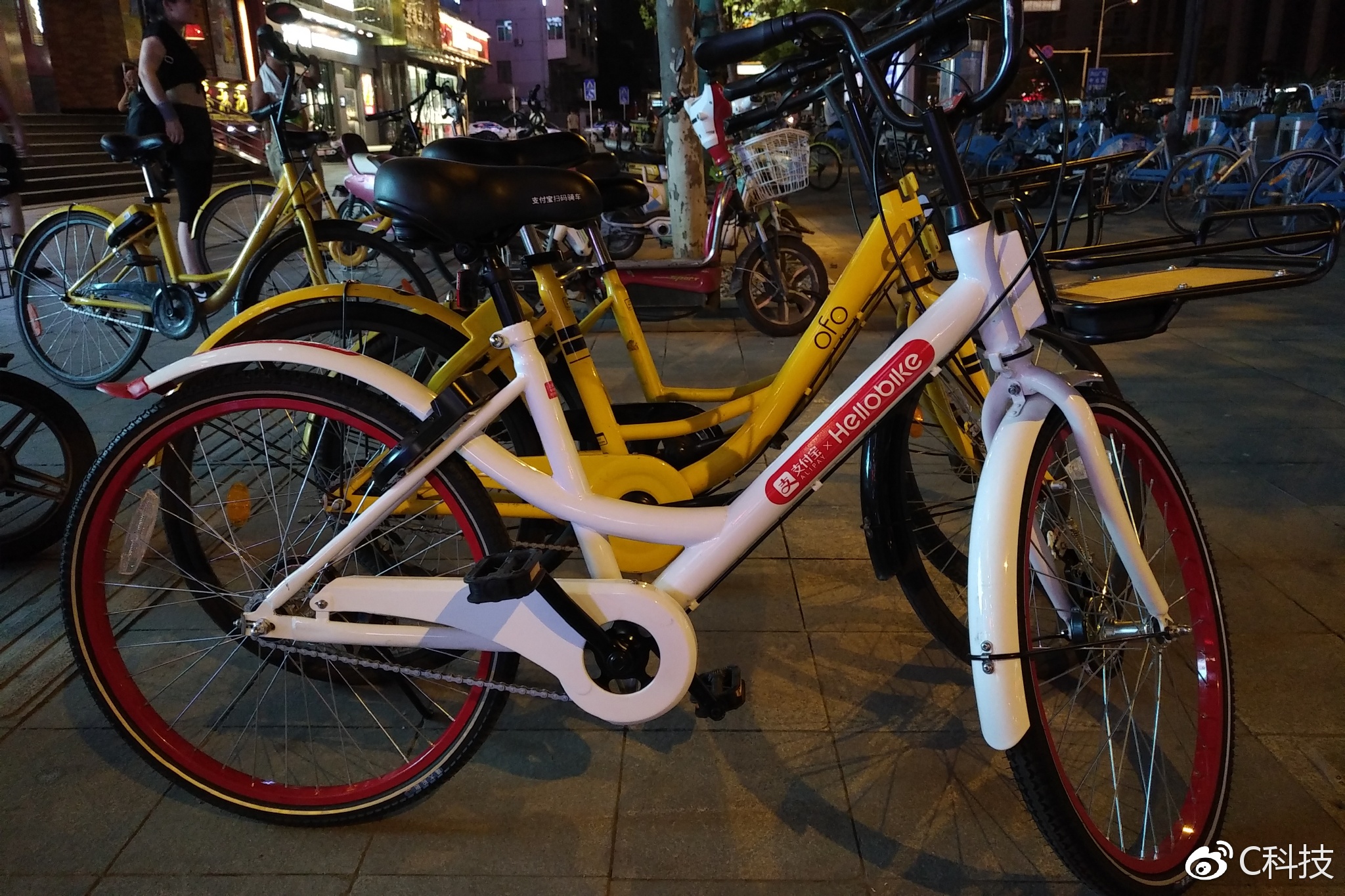 当安全、商务遇见Android国行黑莓KEYone评测