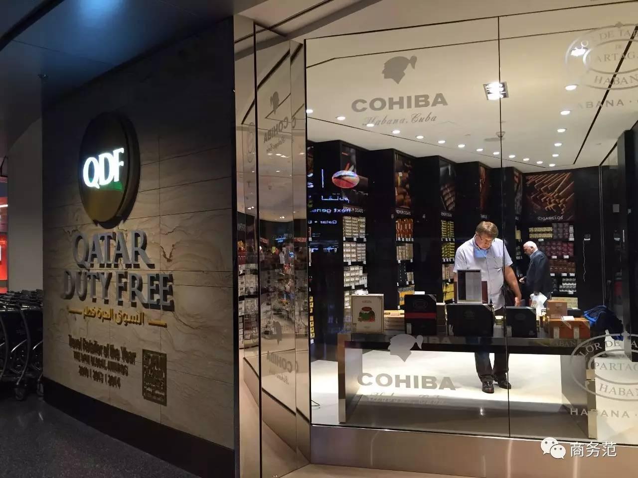 这个免税店大牌彩妆65折，手表买一送一，我可能逛了假机场