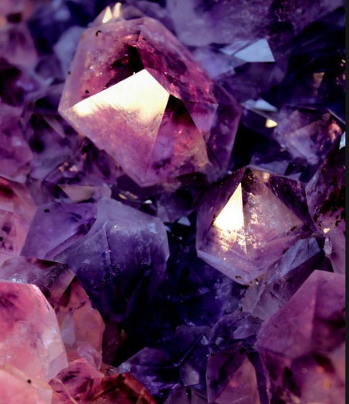 在学校怎么提高桃花运,哪些首饰提高桃花运