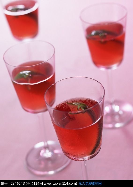 10岁孩子突然尿是淡红色的怎么办,10岁女孩尿红色的尿怎么回事