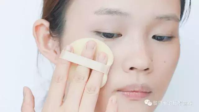 带妆情况下怎么补涂防晒呀,带妆如何正确补防晒