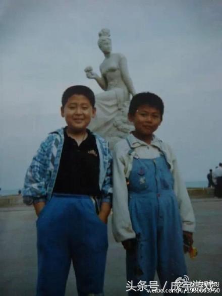 LOL小智身价,lol小智年收入超范冰冰