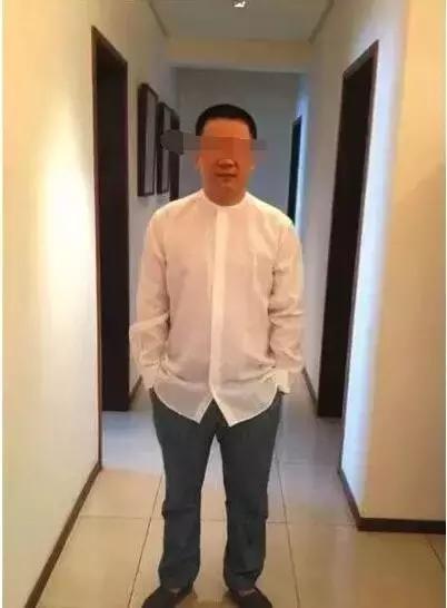 富豪花一亿买赝品意外赚10亿视频,上千万老坑帝王绿翡翠观音