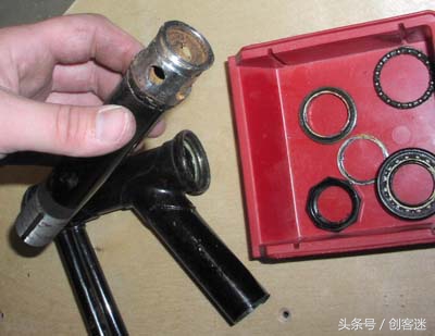 小伙自己动手做迷你电动四轮车,四轮电动小车简易制作