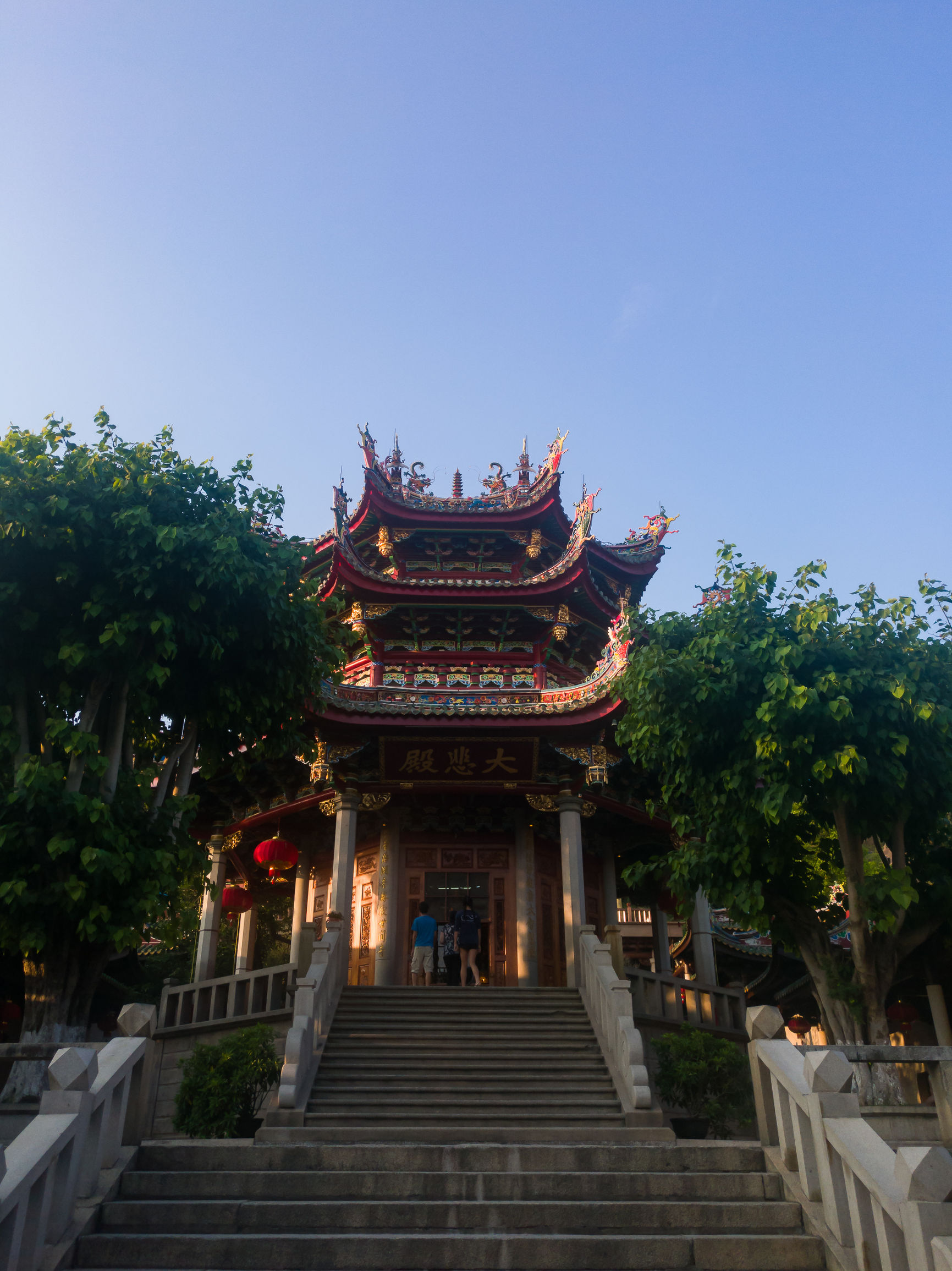 手机旅拍：厦门大学南门外的南普陀寺