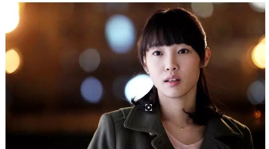 脸型扁平要刘海还是不要刘海好,空气刘海加八字刘海适合什么脸型