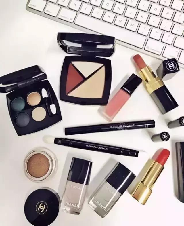 香奈儿2015年爆款,2023年香奈儿邂逅香水新款