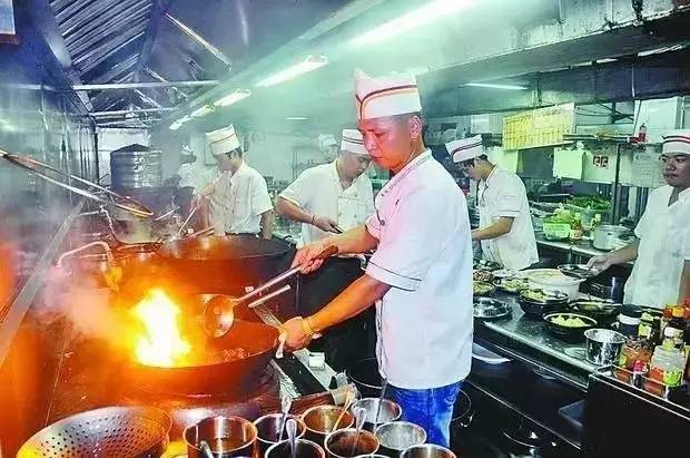 最辛苦的10个职业,夏天最辛苦的职业图片