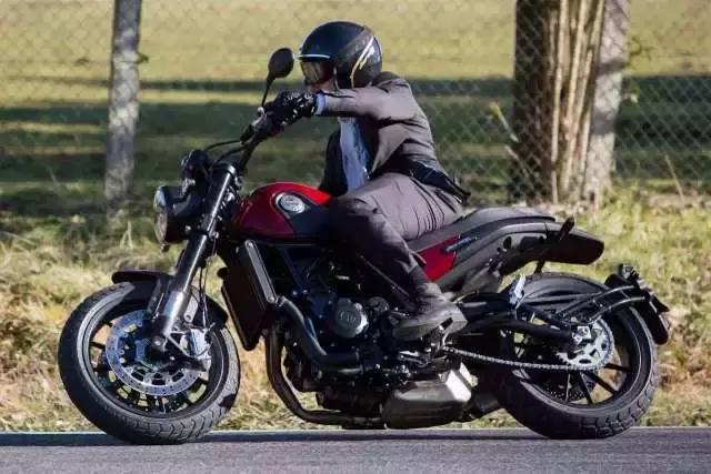 能进藏长途的踏板摩托车有哪些,骑摩托车进藏和开汽车进藏哪个好