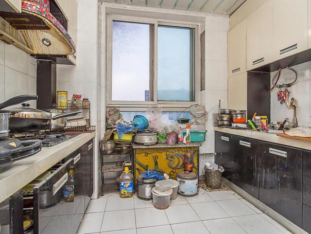 公婆特别邋遢厕所都比厨房干净,公婆太邋遢一起住怎么办