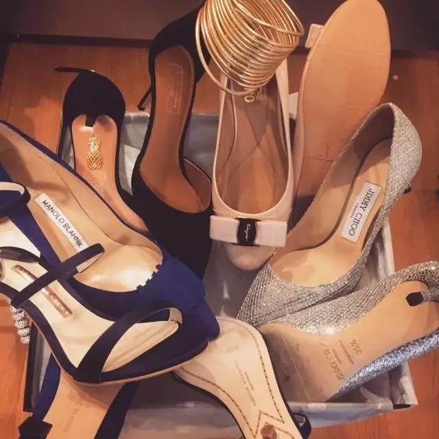 女生到底要有多少双RV、JIMMCHOO鞋才能满足啊？