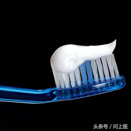 现在最新流行的牙齿美白方法,最火的四种牙齿美白方法亲测