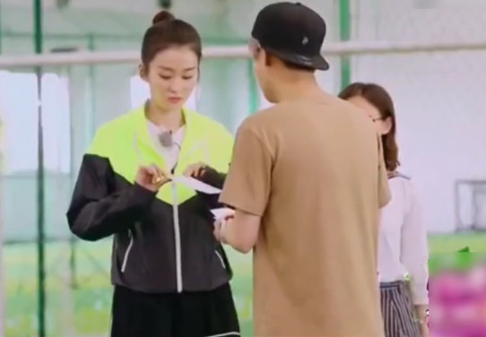 鹿晗乔欣打球,鹿晗萝卜蹲陈赫邓超