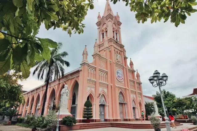 越南岘港5天自由行,越南岘港一天游出海