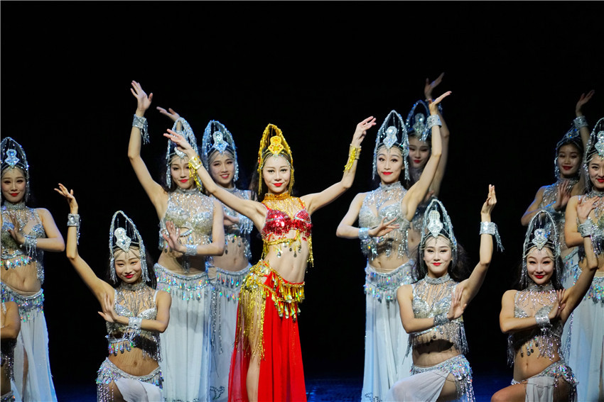 杭州给我一天还你千年,宋城千古情千年等一回