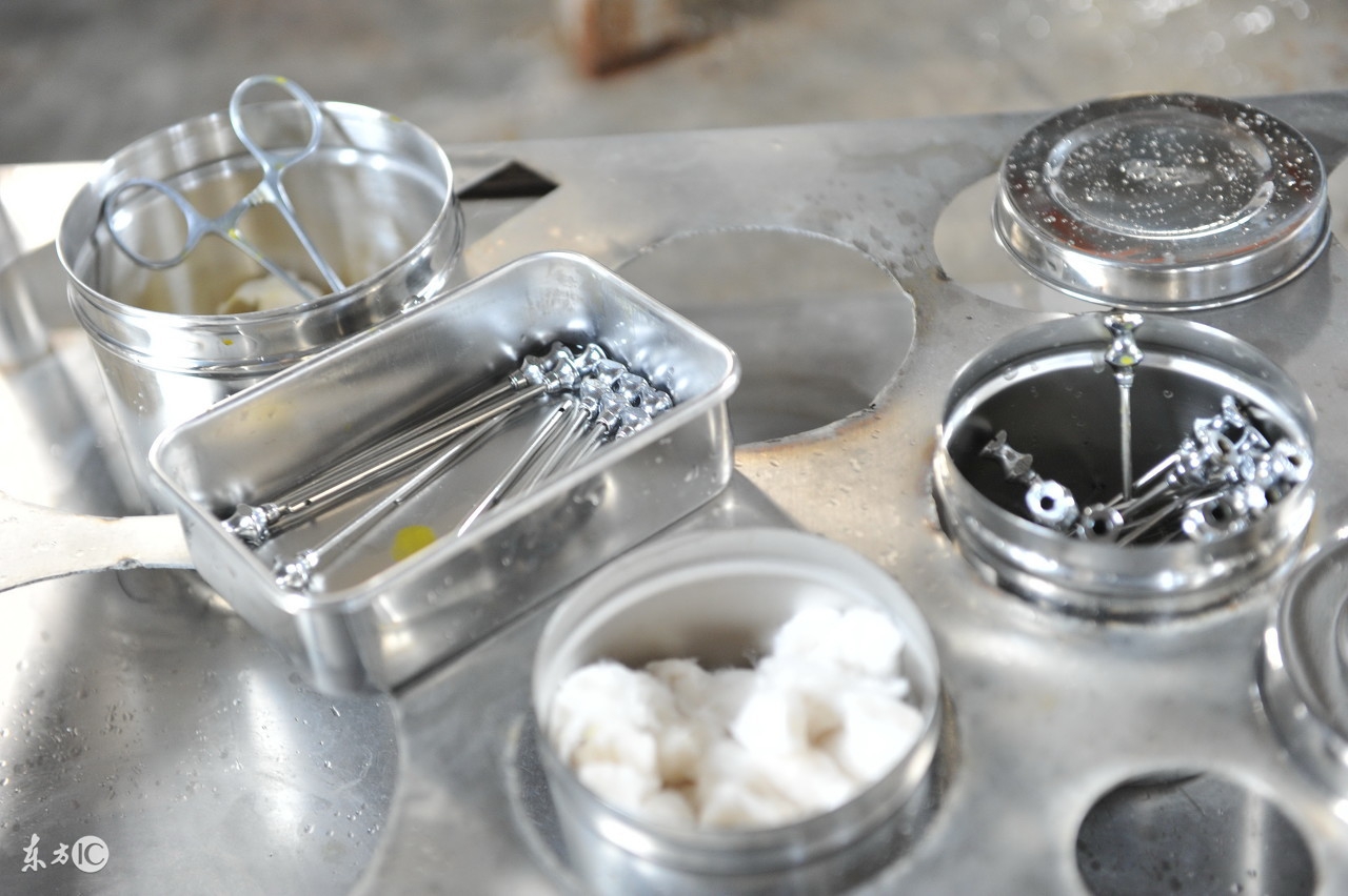 vsd负压引流创面散发臭味,vsd负压吸引术促进创面愈合