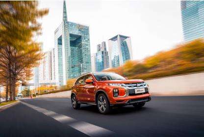 橙色时尚装,橙色系潮流穿搭