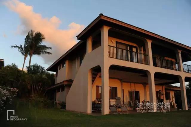 她单枪匹马从杭州出发,开着开着到了非洲腹地