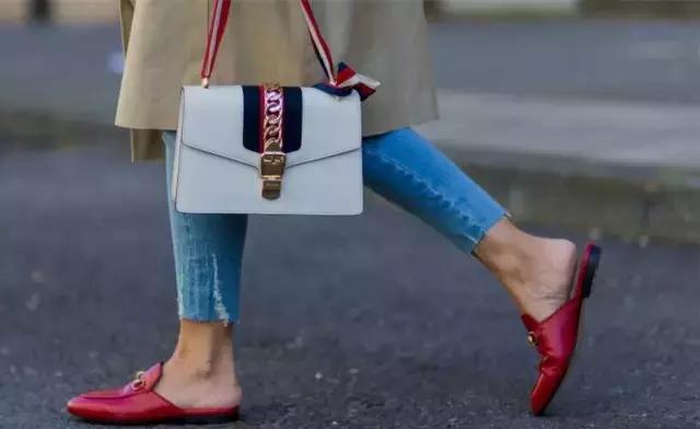 好想穿拖鞋上班~这里为你挑好了十几双！